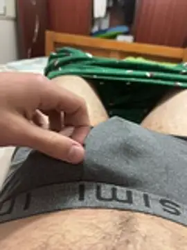 DANIELOLIVEIRA2 online show from February 9, 2026, 8:02 pm