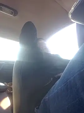 uratre online show from November 28, 2025, 8:44 pm