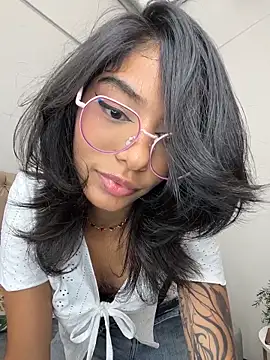 Snapshot of TweetiePieXXX chatting on February 23, 2026, 9:12 pm TweetiePieXXX online show from February 23, 2026, 9:12 pm