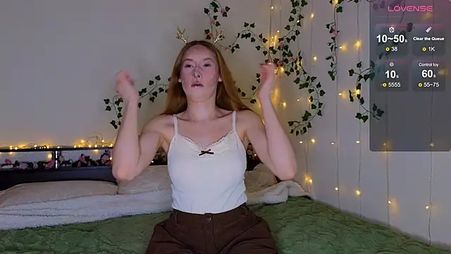 Snapshot of Candy_Flosse chatting on February 15, 2026, 9:30 am Candy Flosse online show from February 15, 2026, 9:30 am