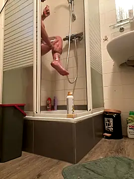 Piggiteablacktea online show from October 4, 2025, 4:27 pm