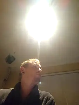 piercingpik online show from September 11, 2025, 8:53 pm