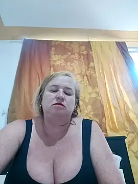 Miss-tetas online show from December 14, 2025, 9:52 pm