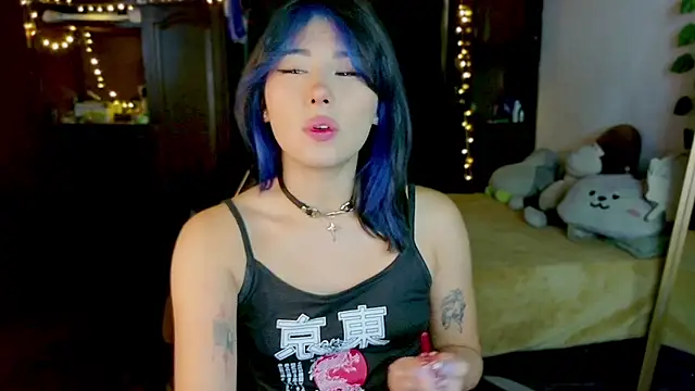 Snapshot of Shisuku_Sophi chatting on August 2, 2026, 2:43 am Shisuku Sophi online show from August 2, 2026, 2:43 am
