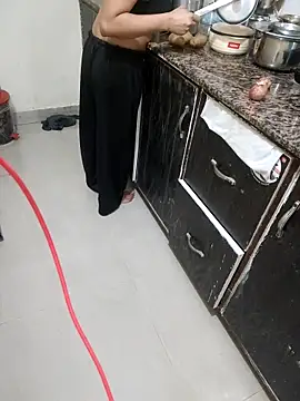 Snapshot of Pihu_Chopra chatting on October 12, 2025, 3:11 pm Pihu Chopra online show from October 12, 2025, 3:11 pm