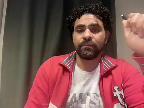 Snapshot of curiousxs chatting on March 28, 2026, 12:54 am curiousxs online show from March 28, 2026, 12:54 am