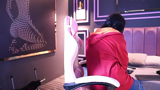 Roma hells online show from September 30, 2025, 7:08 pm