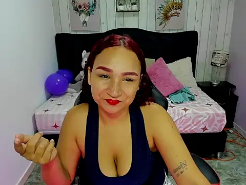 salome rojas  online show from September 19, 2025, 1:45 pm