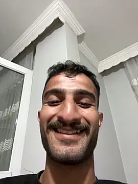 Ylcn11 online show from November 18, 2025, 4:00 pm