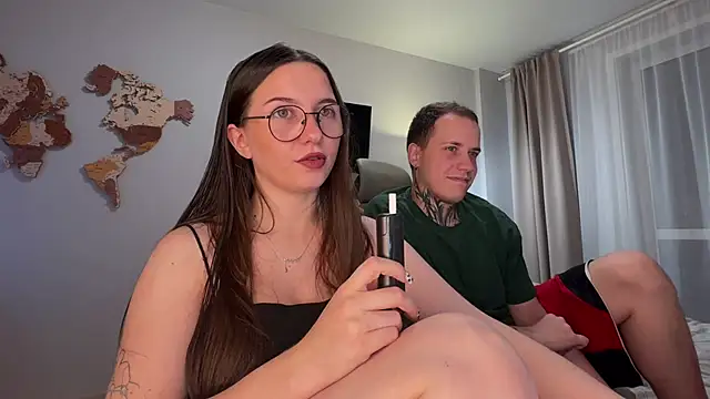 wwow meow online show from November 20, 2025, 3:01 pm