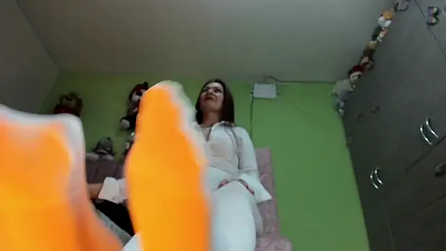 hot Dariana pantyhose online show from January 10, 2026, 11:01 am