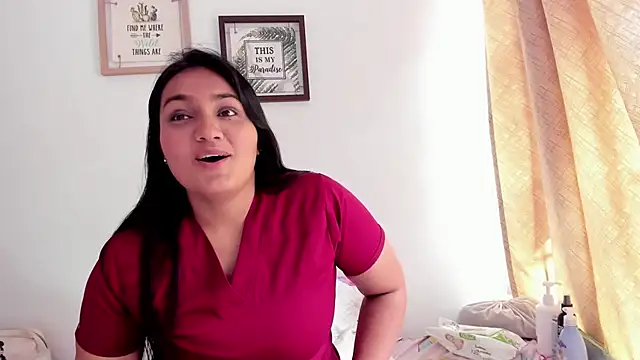 selena jhonson online show from October 18, 2025, 3:35 pm