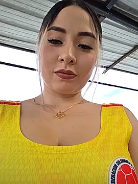 Natasanz online show from July 3, 2026, 8:37 pm