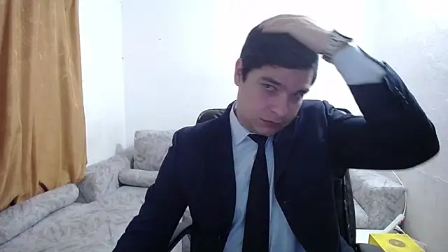 Victor Maitland online show from April 1, 2026, 9:01 pm