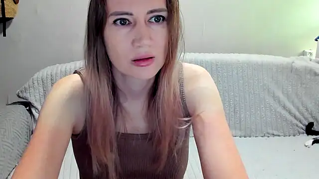 Snapshot of JessFoxxx chatting on May 6, 2026, 4:08 am JessFoxxx online show from May 6, 2026, 4:08 am