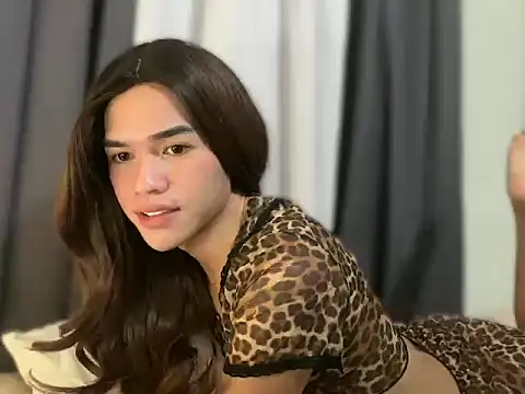 lusciousgirlx online show from May 25, 2026, 8:15 pm