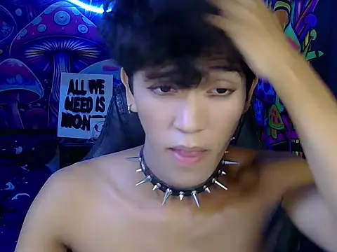 Snapshot of kenbigcockxx chatting on June 15, 2026, 3:47 pm kenbigcockxx online show from June 15, 2026, 3:47 pm