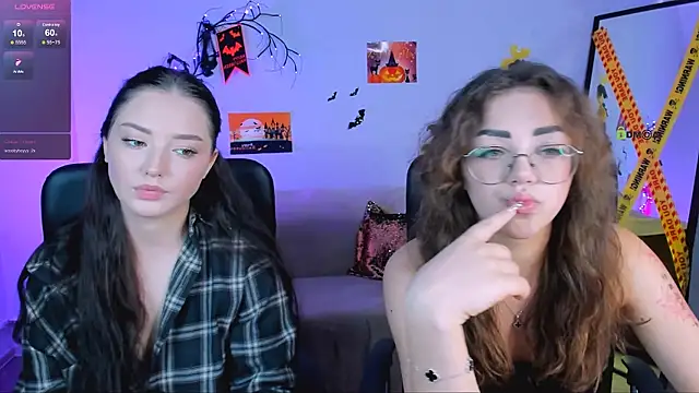 Snapshot of miki-niki chatting on October 27, 2025, 1:15 pm miki-niki online show from October 27, 2025, 1:15 pm