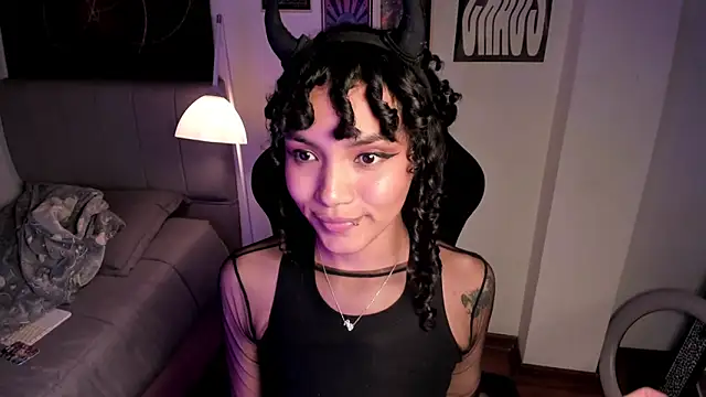 Nati     online show from November 1, 2025, 4:25 am