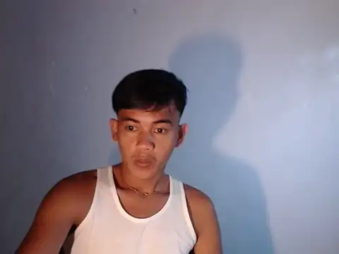 jaybot jayxx online show from May 2, 2026, 4:28 am