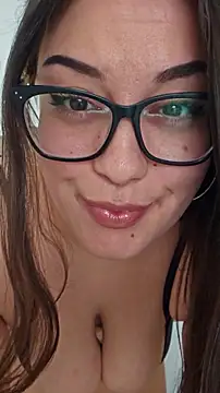 Larissa4U online show from September 21, 2025, 9:44 am