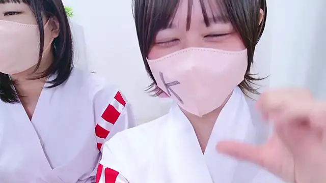 Snapshot of Anzu_xx chatting on October 22, 2025, 5:08 am Anzu xx online show from October 22, 2025, 5:08 am