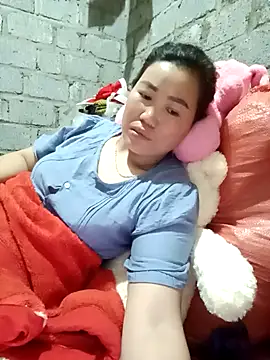 Snapshot of jienrrr chatting on September 30, 2025, 12:37 am jienrrr online show from September 30, 2025, 12:37 am