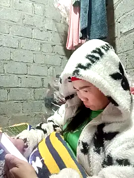 Snapshot of jienrrr chatting on November 28, 2025, 2:09 pm jienrrr online show from November 28, 2025, 2:09 pm