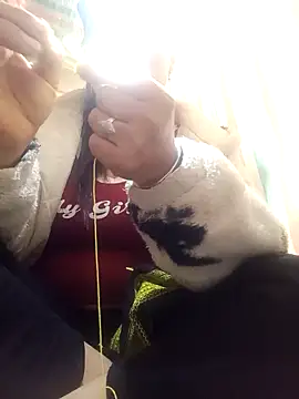 Snapshot of jienrrr chatting on December 19, 2025, 12:50 am jienrrr online show from December 19, 2025, 12:50 am