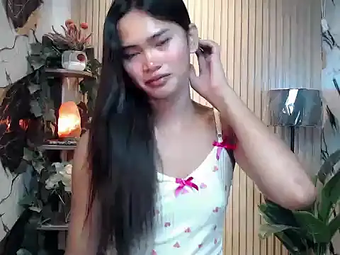 imperfect zandra online show from October 24, 2025, 7:32 pm