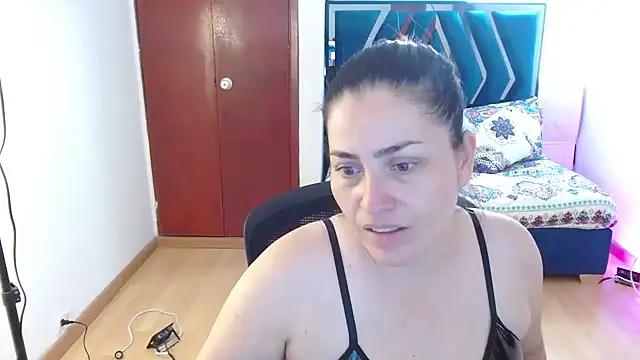 Snapshot of dayanhank chatting on October 12, 2025, 5:56 pm dayanhank online show from October 12, 2025, 5:56 pm