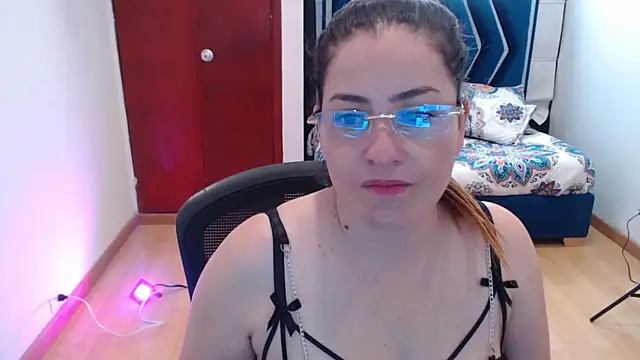Snapshot of dayanhank chatting on October 22, 2025, 12:49 pm dayanhank online show from October 22, 2025, 12:49 pm