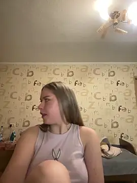 Tomyris yuki online show from February 4, 2026, 8:58 pm