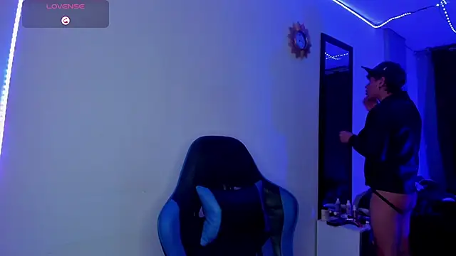 Jostin18 online show from November 7, 2025, 4:56 am