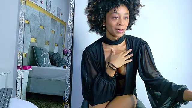 Snapshot of AliyahBrowns chatting on May 7, 2026, 8:14 pm AliyahBrowns online show from May 7, 2026, 8:14 pm