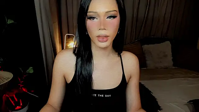 Candicebloom online show from April 3, 2026, 9:57 pm