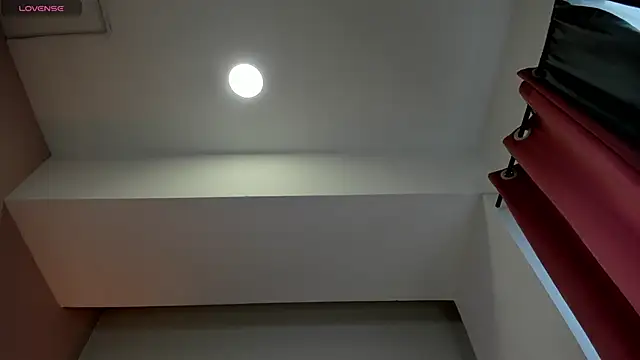 ivy collins  online show from March 7, 2026, 2:47 pm