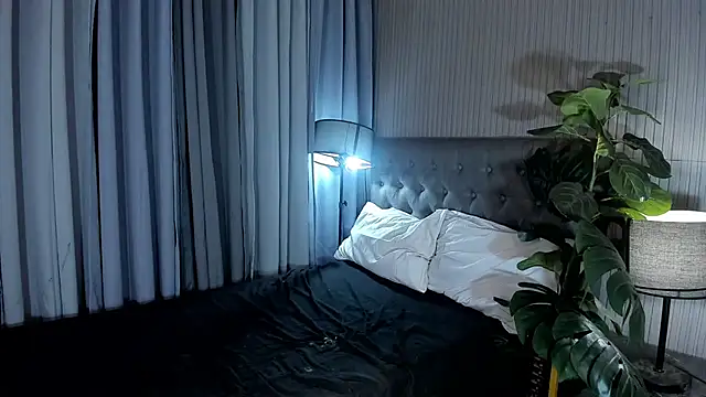 HugeCocoCock online show from July 2, 2026, 8:37 pm