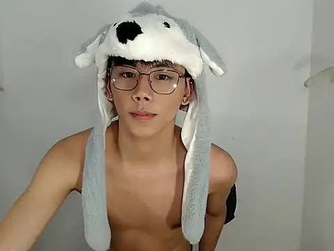 ynotyu online show from February 10, 2026, 5:17 pm