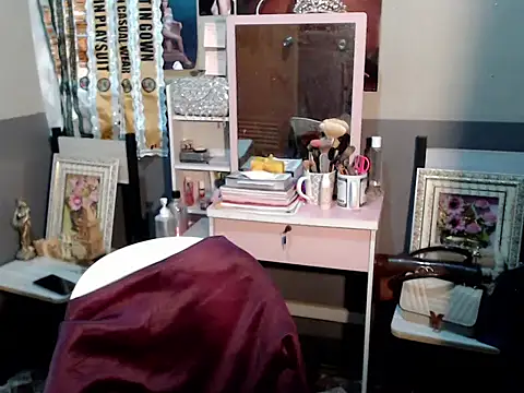 miya khali online show from November 30, 2025, 2:15 am