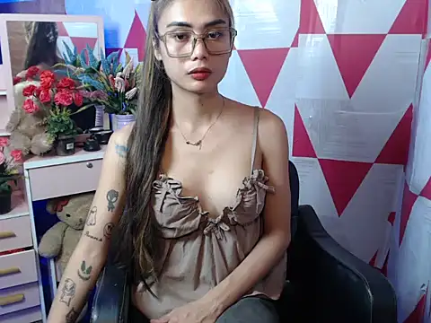 miss-miya online show from February 13, 2026, 3:35 am