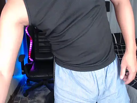 alexsuckable01 online show from May 16, 2026, 12:07 am