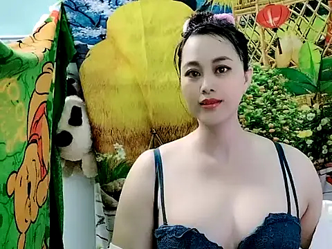 emgaixinhngoan online show from December 19, 2025, 9:49 am