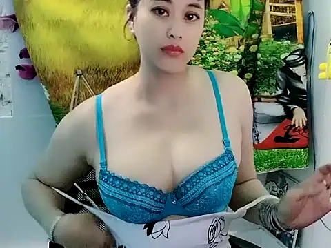 emgaixinhngoan online show from January 7, 2026, 1:57 pm