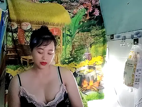 emgaixinhngoan online show from February 11, 2026, 6:02 pm