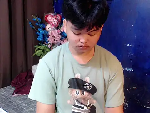 Reynelcock online show from March 21, 2026, 6:00 pm