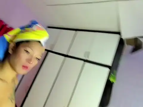 bigcock kylie1723 online show from April 9, 2026, 8:42 am