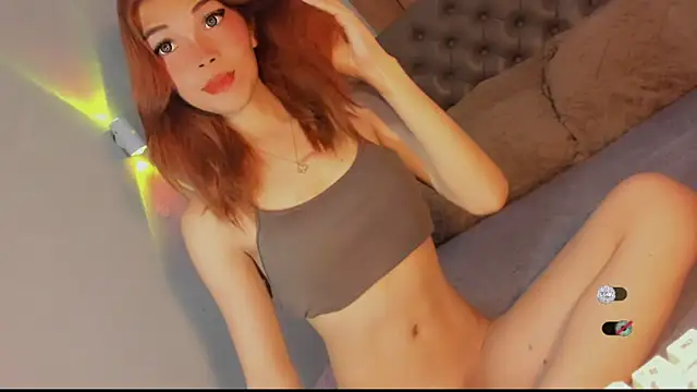 Snapshot of bella_enchantra chatting on July 13, 2026, 8:00 pm bella enchantra online show from July 13, 2026, 8:00 pm