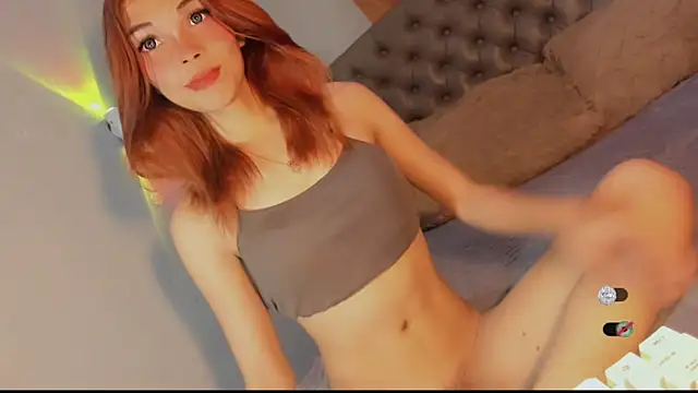 Snapshot of bella_enchantra chatting on July 15, 2026, 4:07 am bella enchantra online show from July 15, 2026, 4:07 am