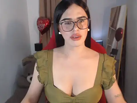 Snapshot of RebeccaTs chatting on May 10, 2026, 10:42 am RebeccaTs online show from May 10, 2026, 10:42 am